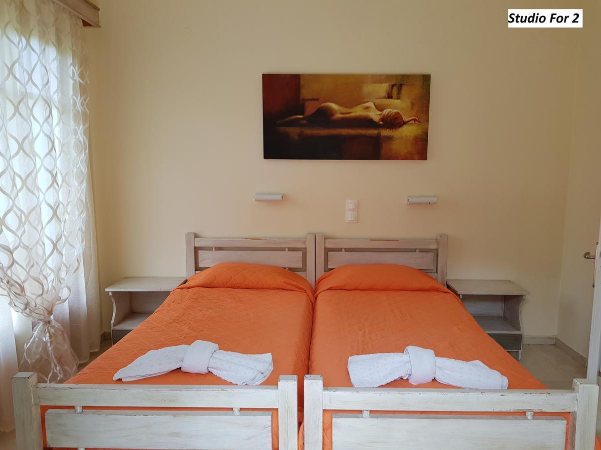 Varvara Studios & Apartments II Peroulades  Extérieur photo