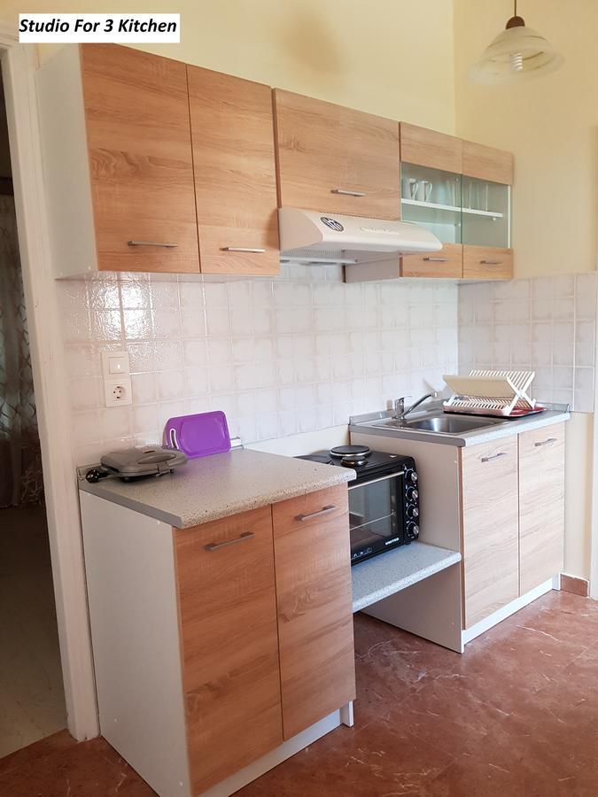 Varvara Studios & Apartments II Peroulades  Extérieur photo
